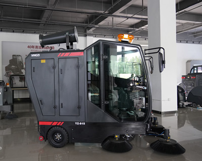 駕駛式掃地機(jī) 駕駛式掃地機(jī)