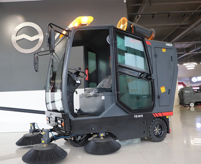 駕駛式掃地機(jī) 駕駛式掃地機(jī)