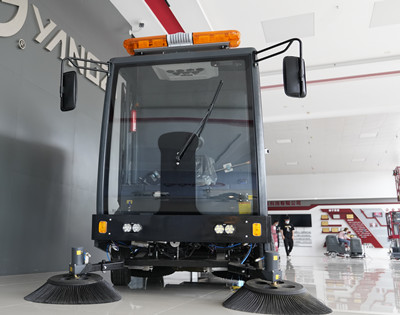 駕駛式掃地機 駕駛式掃地機