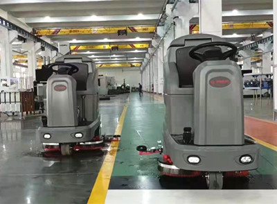 駕駛式掃地機(jī) 駕駛式掃地機(jī)
