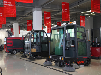 駕駛式掃地機(jī) 駕駛式掃地機(jī)